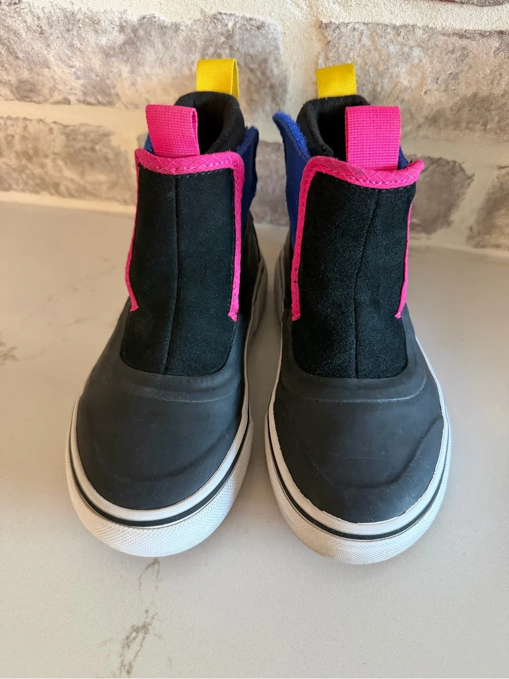 Vans Kids High-Top MTE shoes. Size kids 12